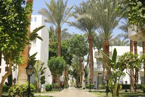 In-room safe, bed sheets - JAZ Fanara Resort - All Inclusive (Sharm El Sheikh)
