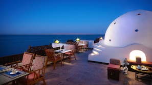 7 bares, 2 bares en la playa, bar en la piscina, bar junto a la piscina