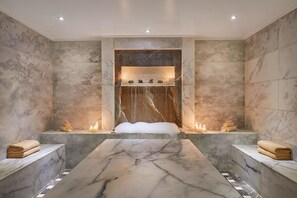 Sauna, perkhidmatan urut 