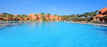 JAZ Makadi Oasis Resort - All inclusive