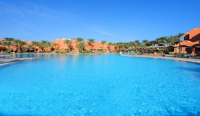 JAZ Makadi Oasis Resort - All inclusive
