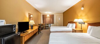 Americas Best Value Inn & Suites St. Marys