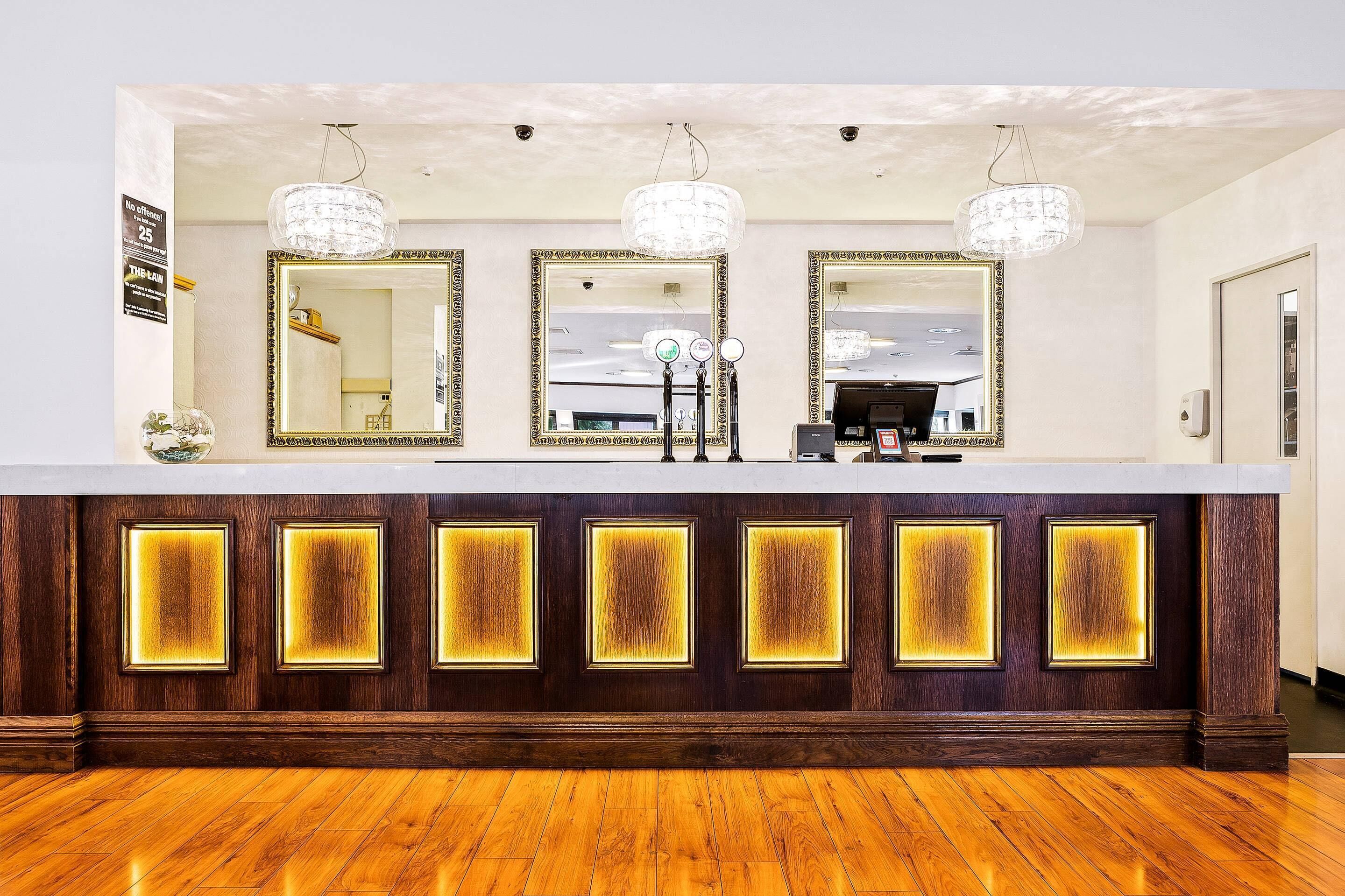Photo - Hotel Elms Christchurch, an Ascend Collection Hotel