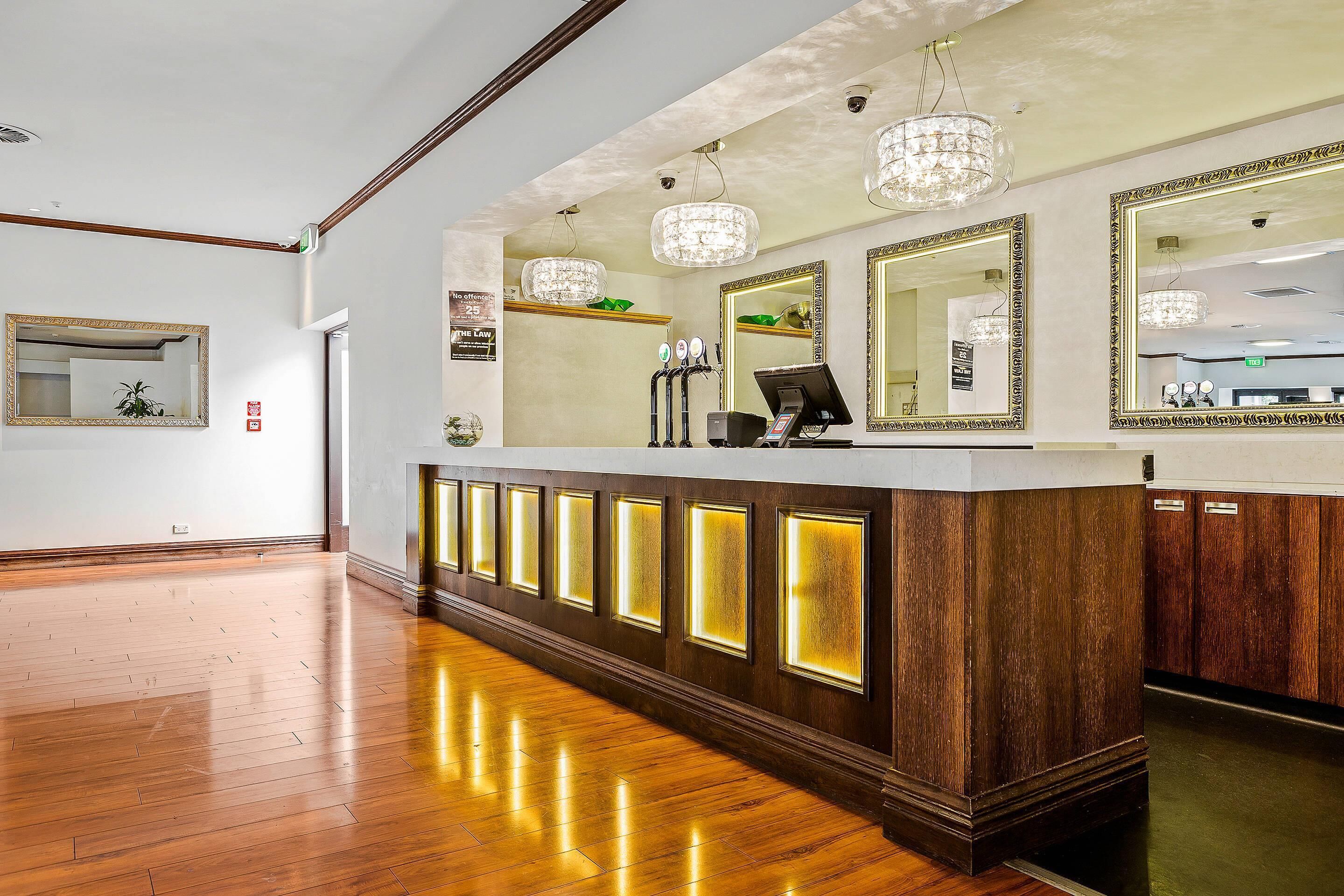 Photo - Hotel Elms Christchurch, an Ascend Collection Hotel