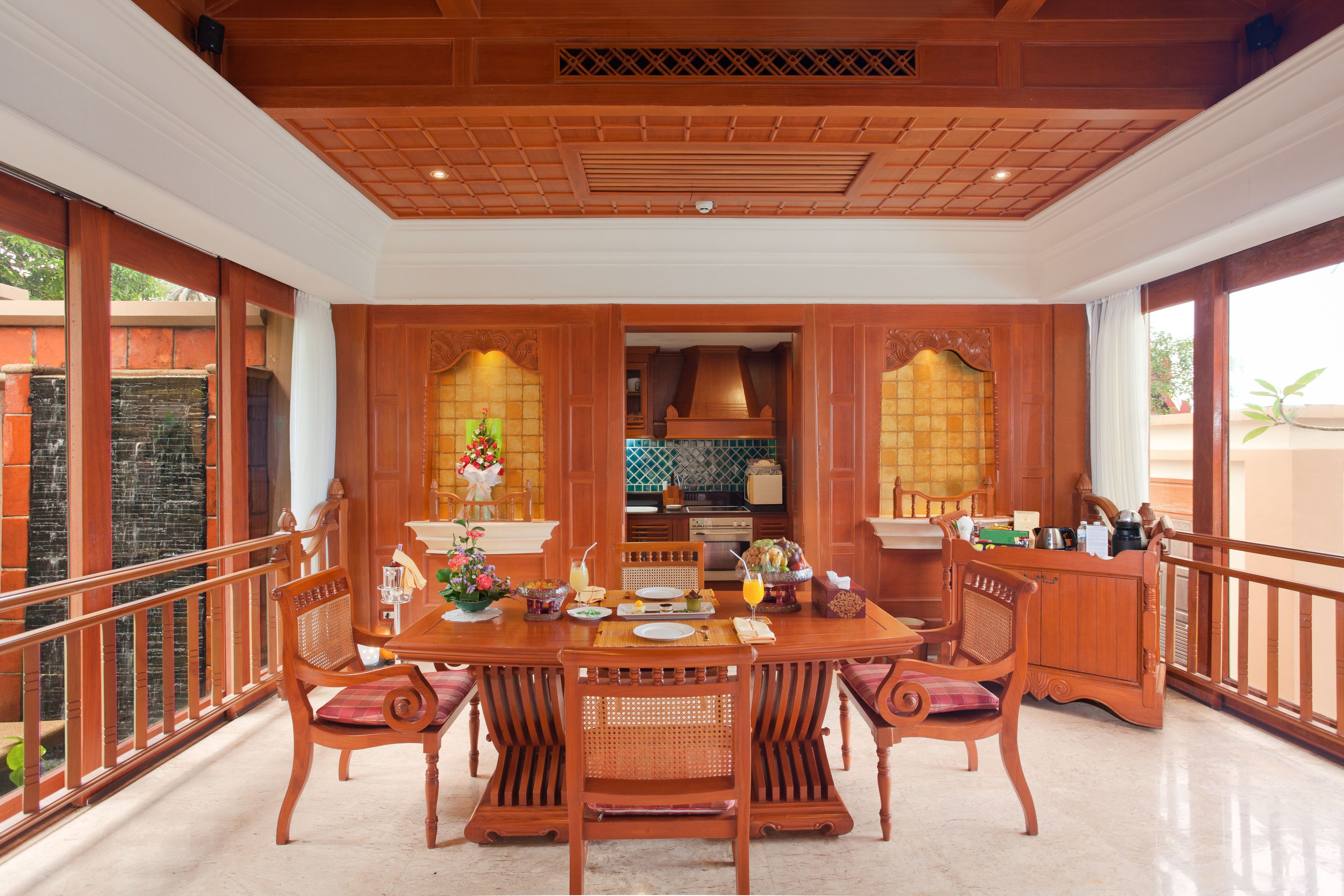 Luxury Villa, 1 Bedroom, Private Pool, Sea Facing | In-room dining