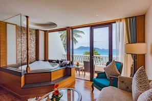 Suite, Ocean View (Ocean Jacuzzi Suite) | Room amenity