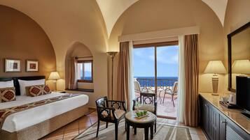 1 bedroom, in-room safe, individually decorated, individually furnished