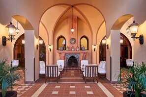 Soins du visage, soins de manucure et de pédicure