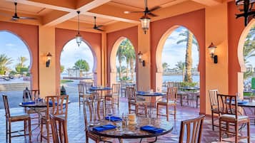 Breakfast, lunch and dinner served