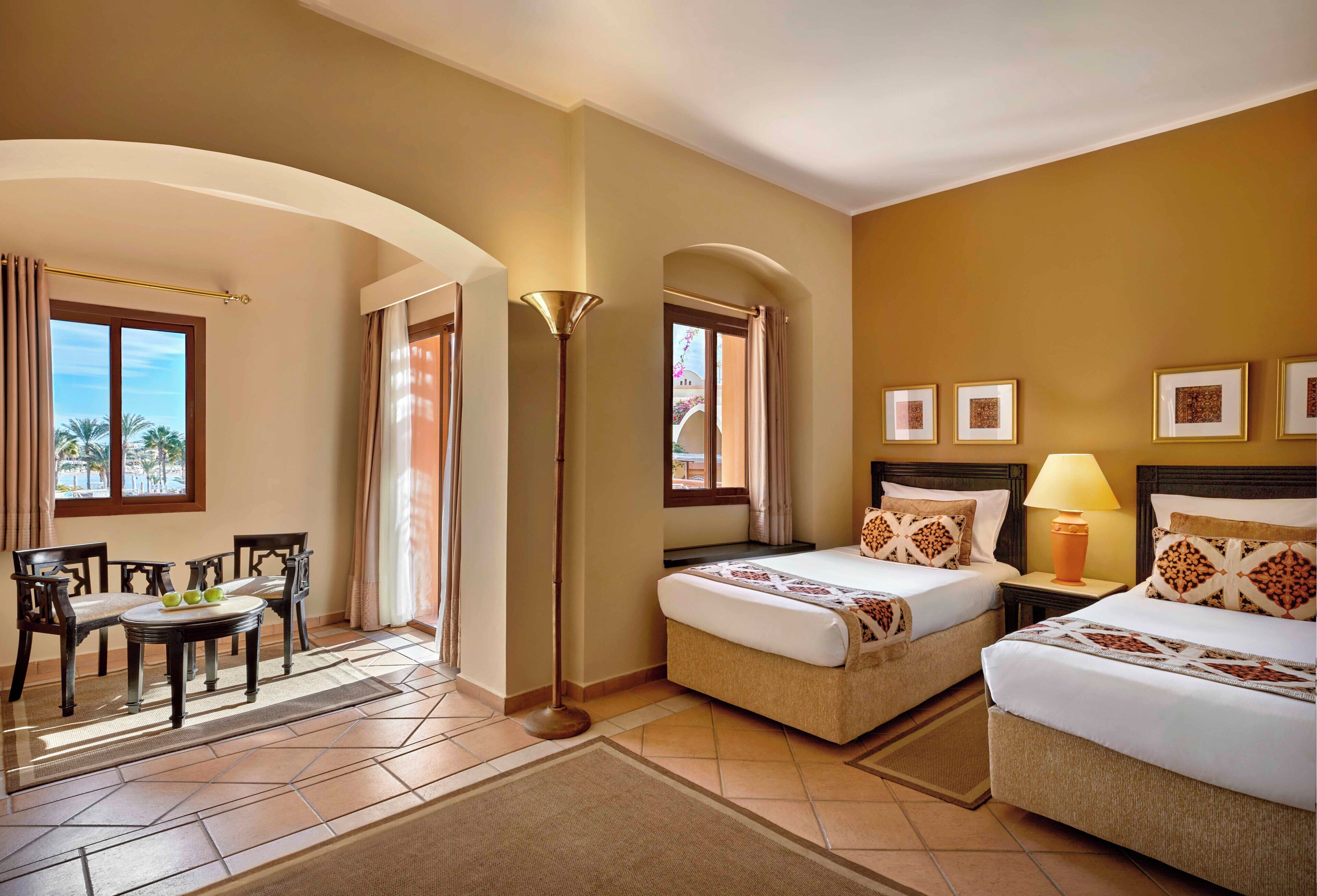 deluxe room, sea view (queen or twin) | 1 bedroom, in-room safe, individually decorated, individually furnished