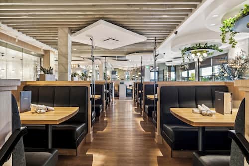 2 Restaurants, Frühstück