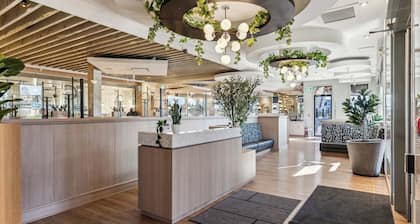 Sandman Hotel Calgary Airport