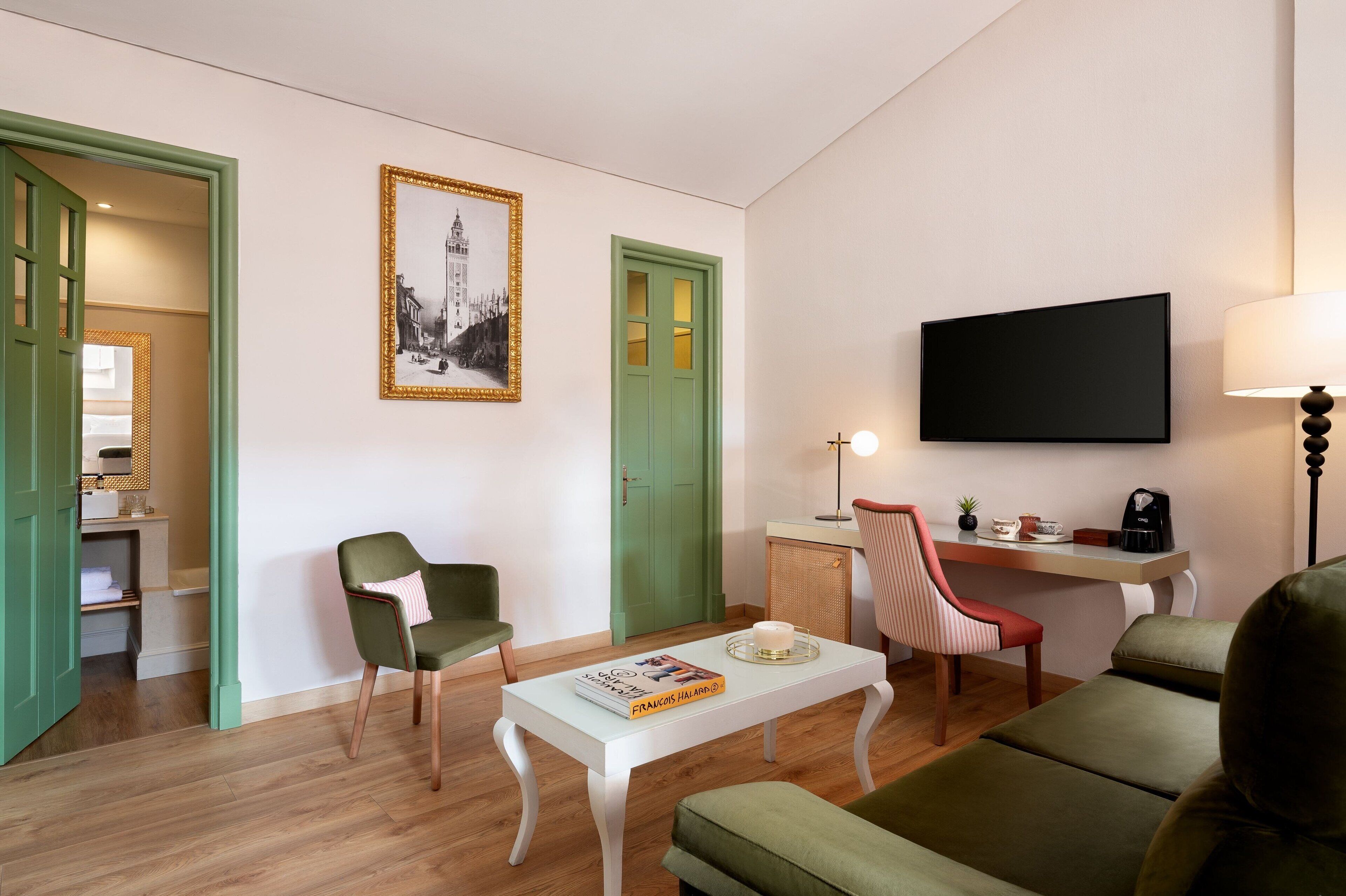 down duvets, in-room safe, desk, iron/ironing board