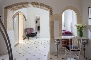 Penthouse Suite with Private Terrace & Sea View | Living area