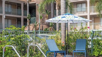 Outdoor pool, pool umbrellas
