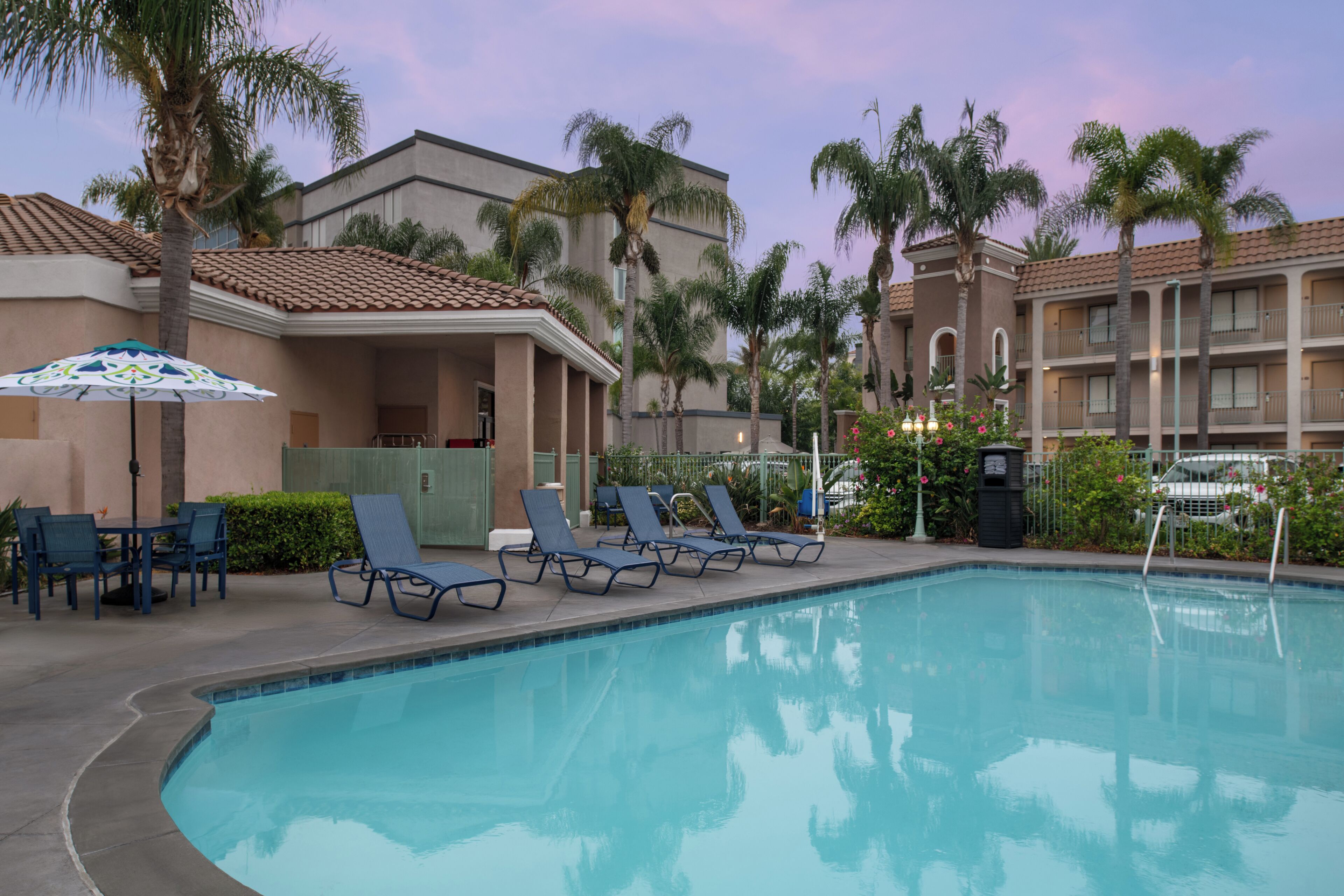 Photo - Cortona Inn & Suites Anaheim Resort