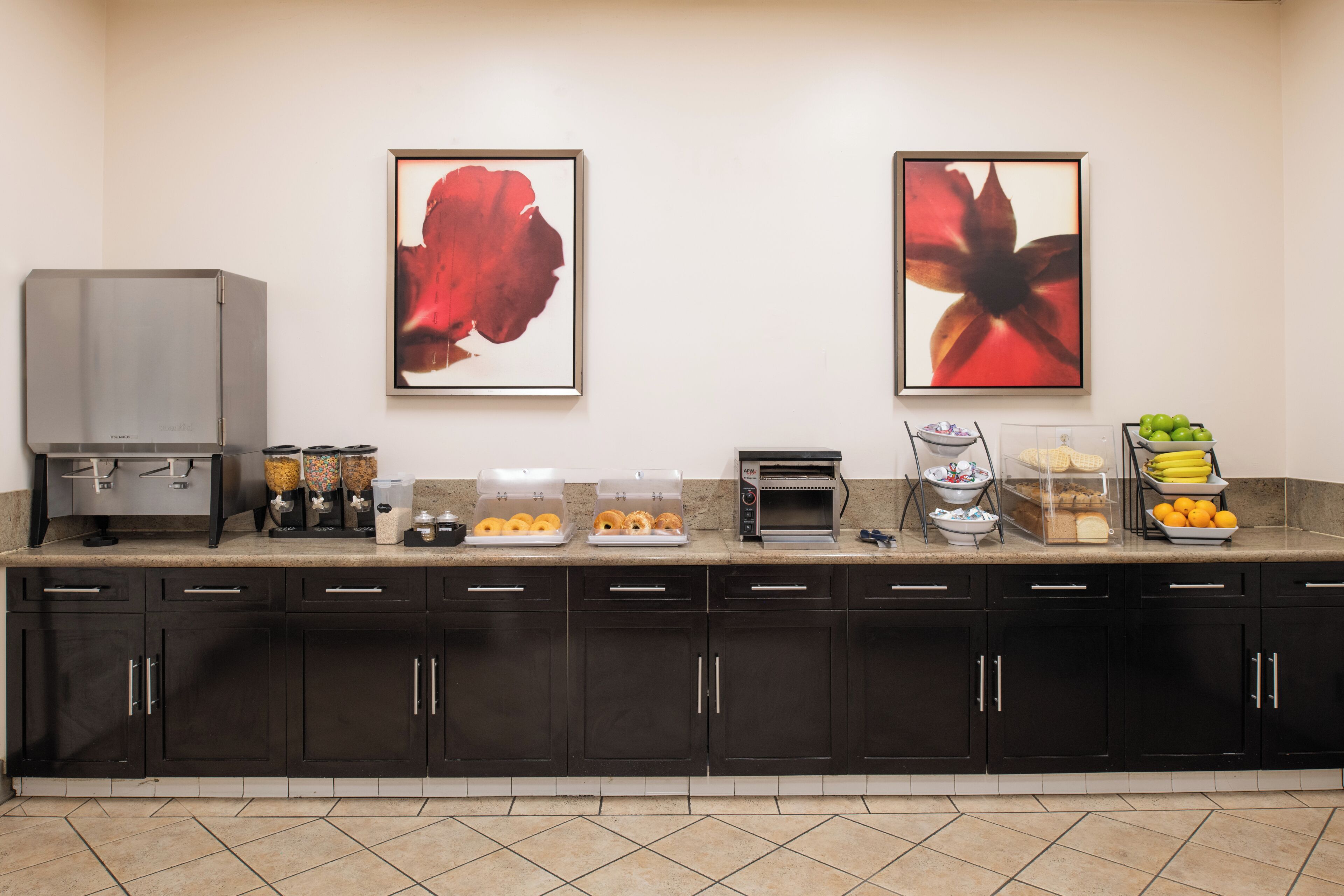 Photo - Cortona Inn & Suites Anaheim Resort