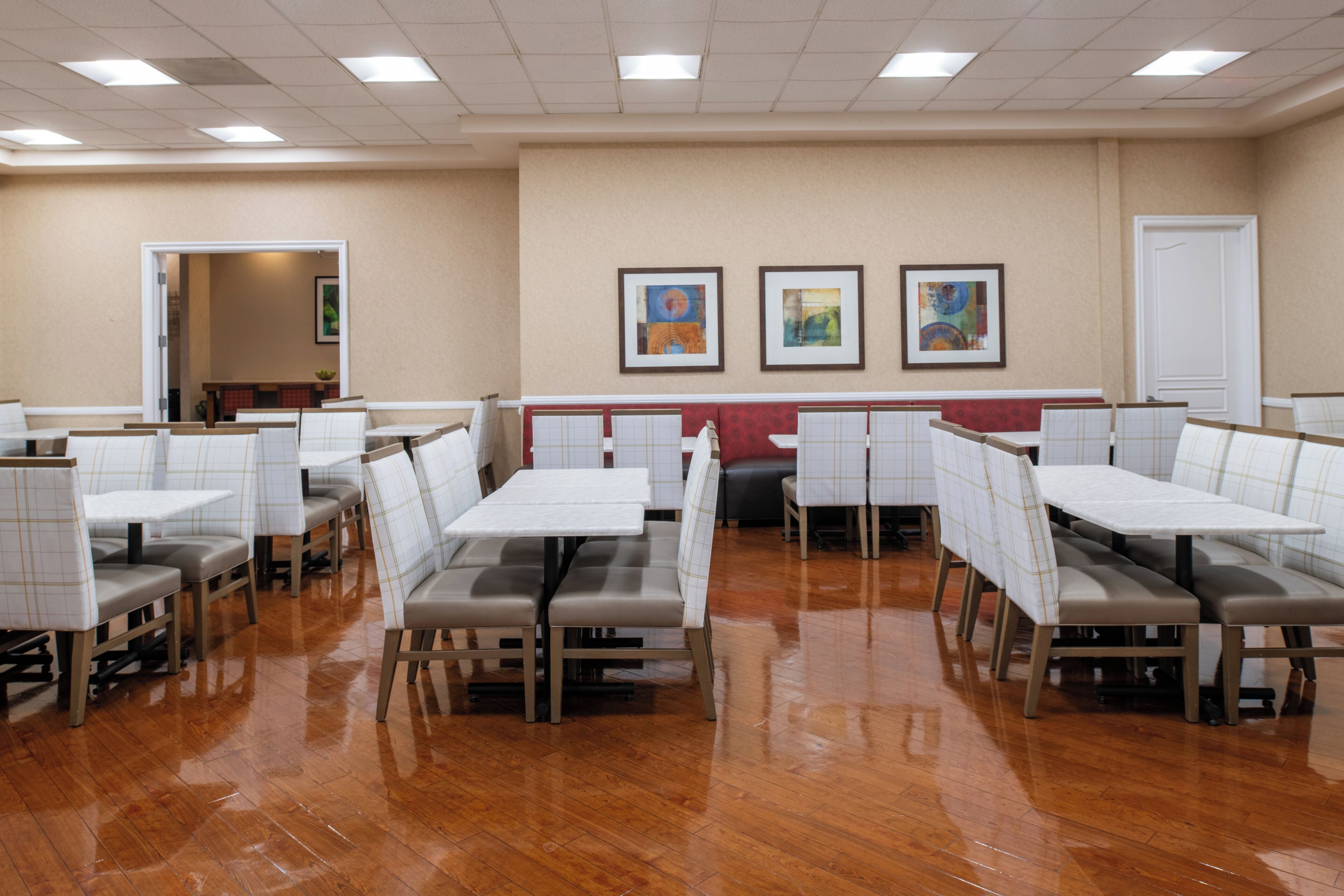 Photo - Cortona Inn & Suites Anaheim Resort