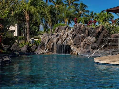 The Islands at Mauna Lani - CoralTree Residence Collection