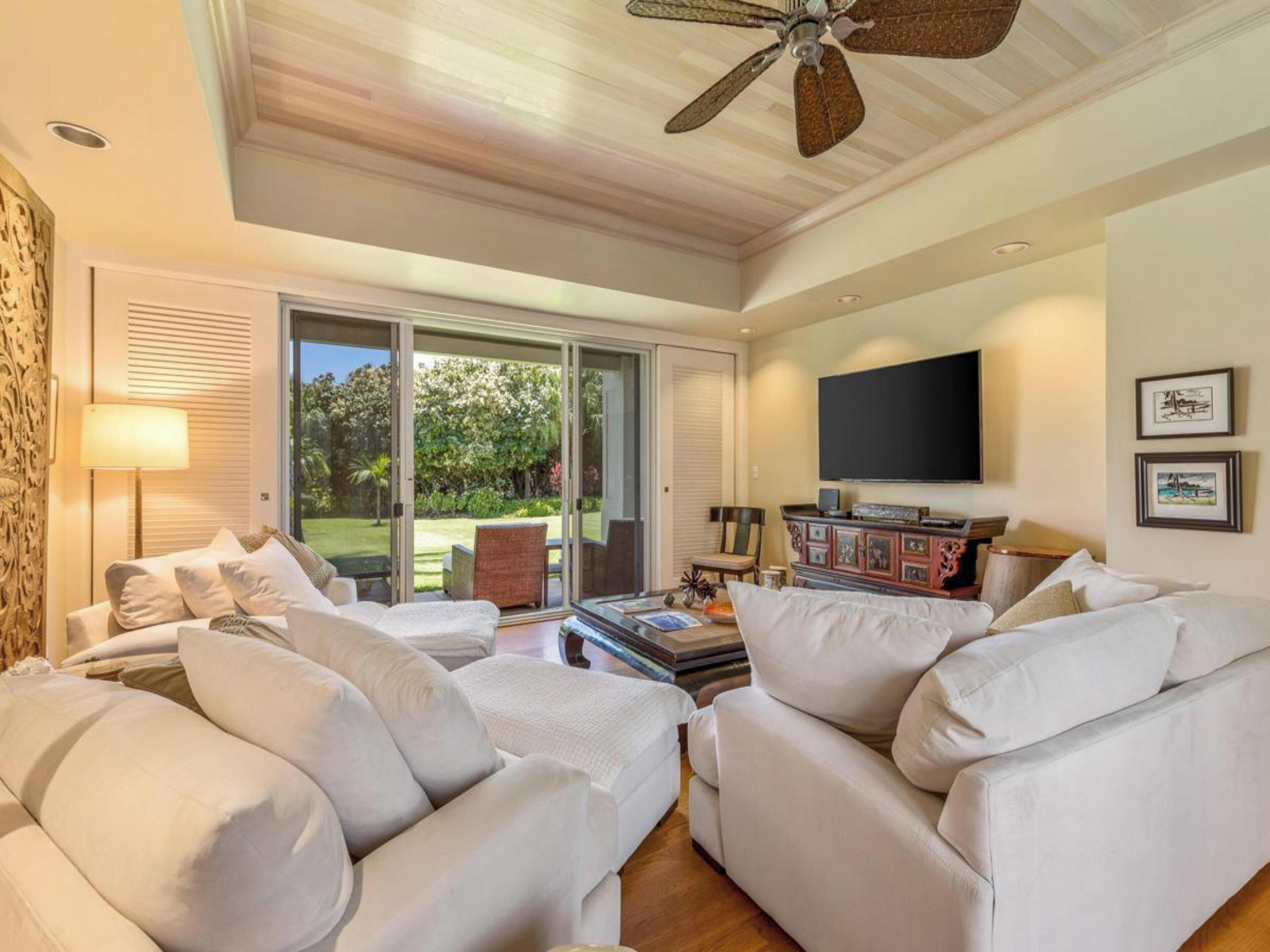 Condo, 2 Bedrooms, Garden View (N3) | Front of property