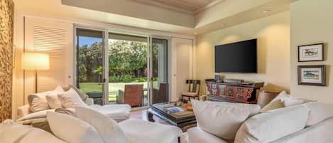 Condo, 2 Bedrooms, Garden View (N3) | Front of property