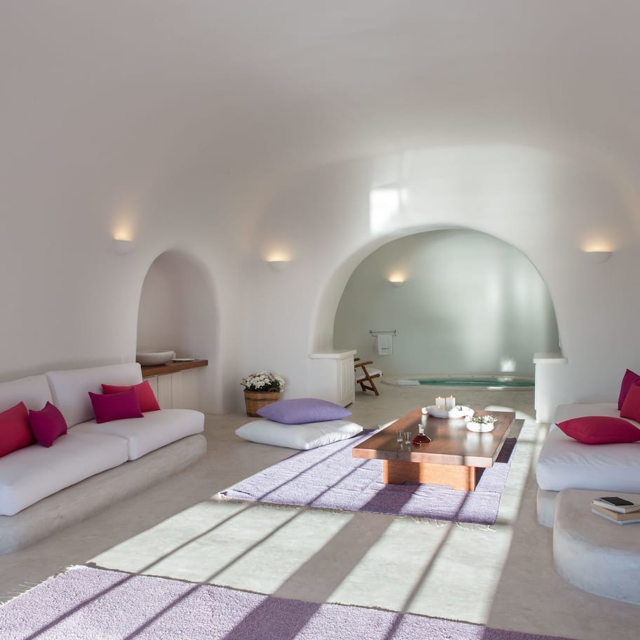 Perivolas Luxury Suite | Living area | MP3 dock