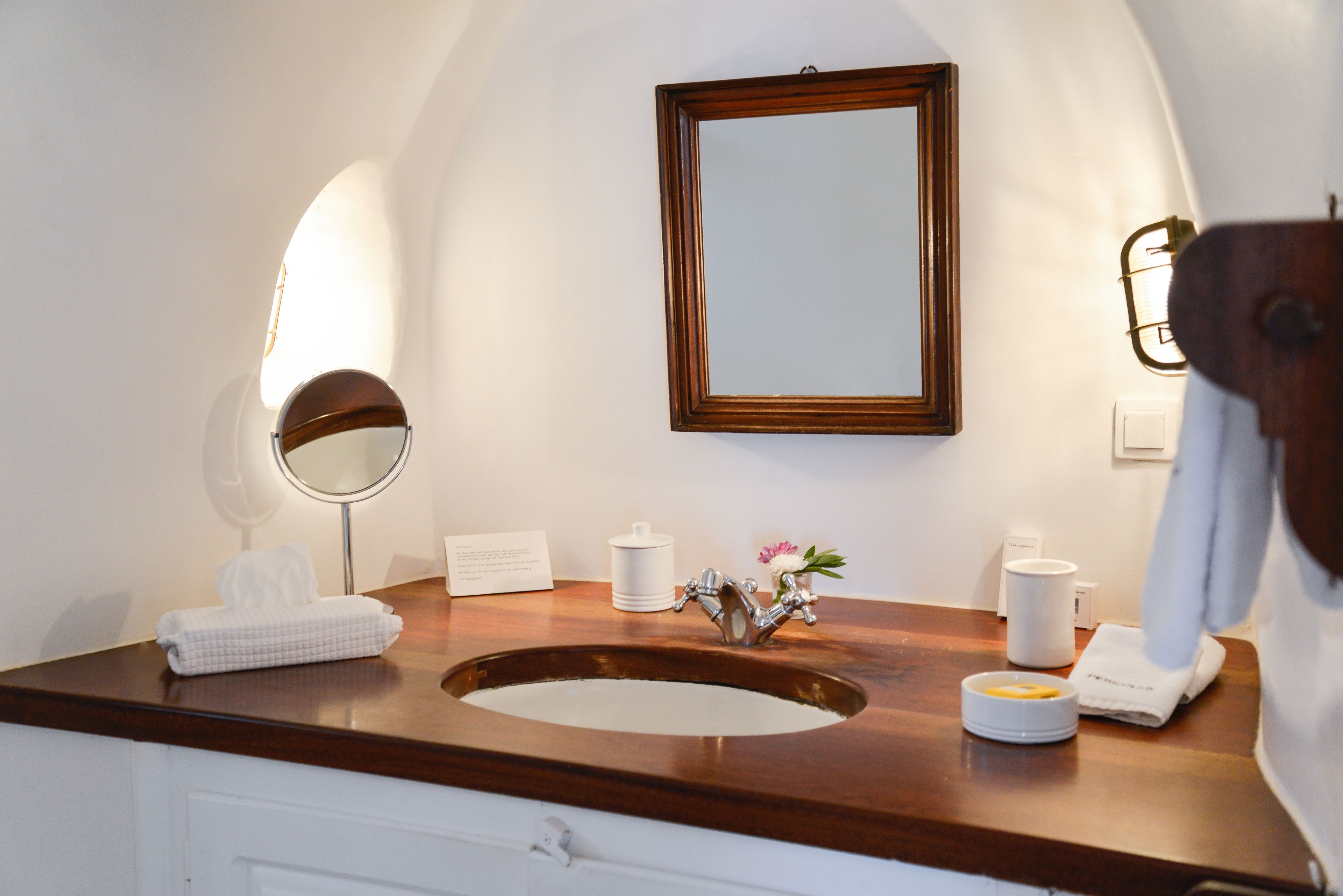 Photo - Perivolas Hotel