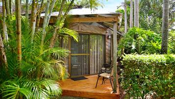 3 bedrooms, in-room safe, iron/ironing board, WiFi