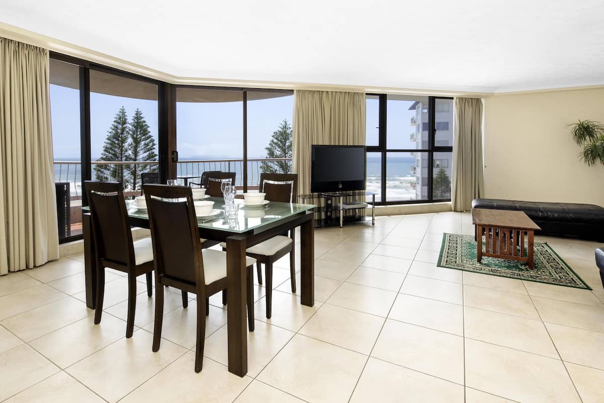 Apartment, 2 Bedrooms | Individually decorated, individually furnished, iron/ironing board