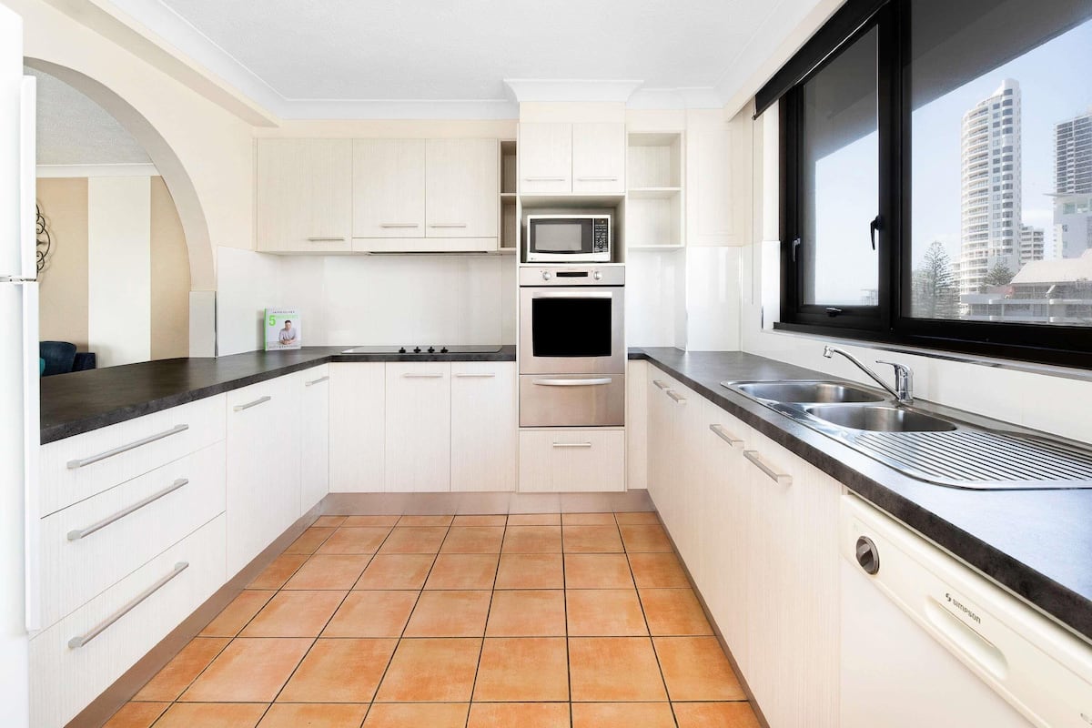 Deluxe-Apartment, 2 Schlafzimmer | Individuell dekoriert, individuell eingerichtet, Bügeleisen/Bügelbrett