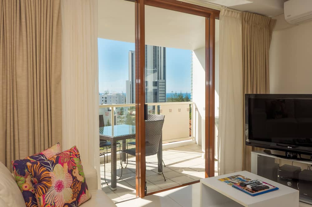 Broadbeach Savannah Hotel & Resort