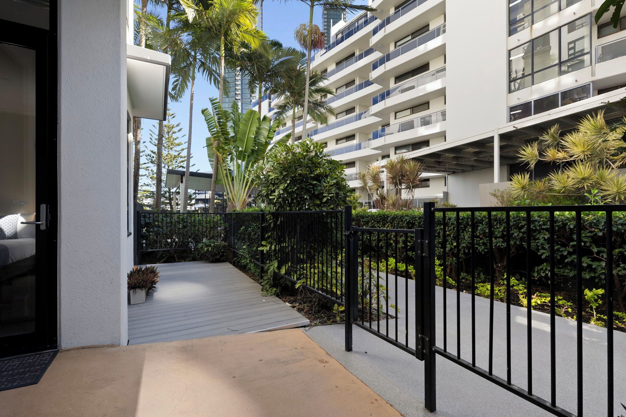 2 bedroom apartment | terrace/patio