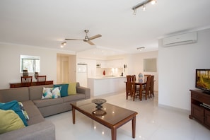 2 Bedroom Deluxe | Living area | LCD TV - BreakFree Diamond Beach (Mermaid Beach)