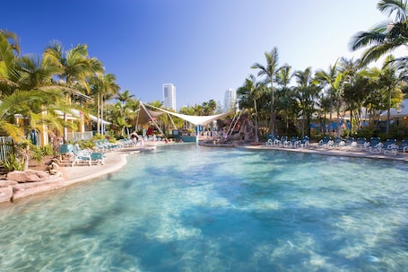 2 outdoor pools. BreakFree Diamond Beach