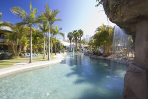2 outdoor pools - BreakFree Diamond Beach (Mermaid Beach)