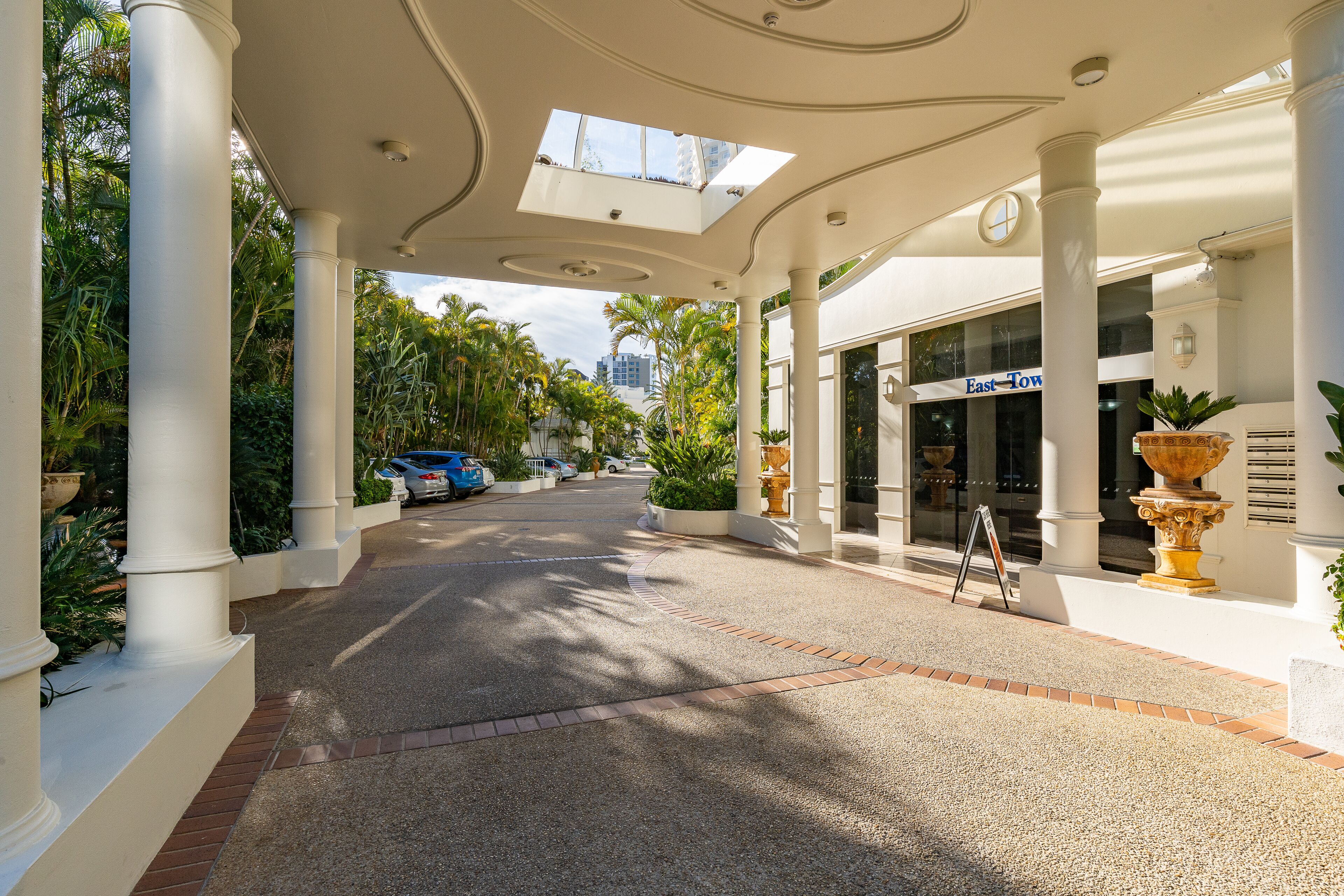 ULTIQA Burleigh Mediterranean Resort — image 29