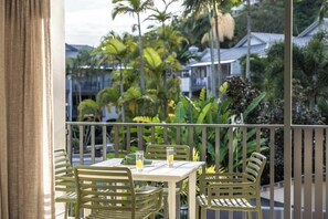 Apartamento superior, 1 quarto | Terraço/pátio