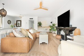 Apartamento Deluxe | Zona de estar