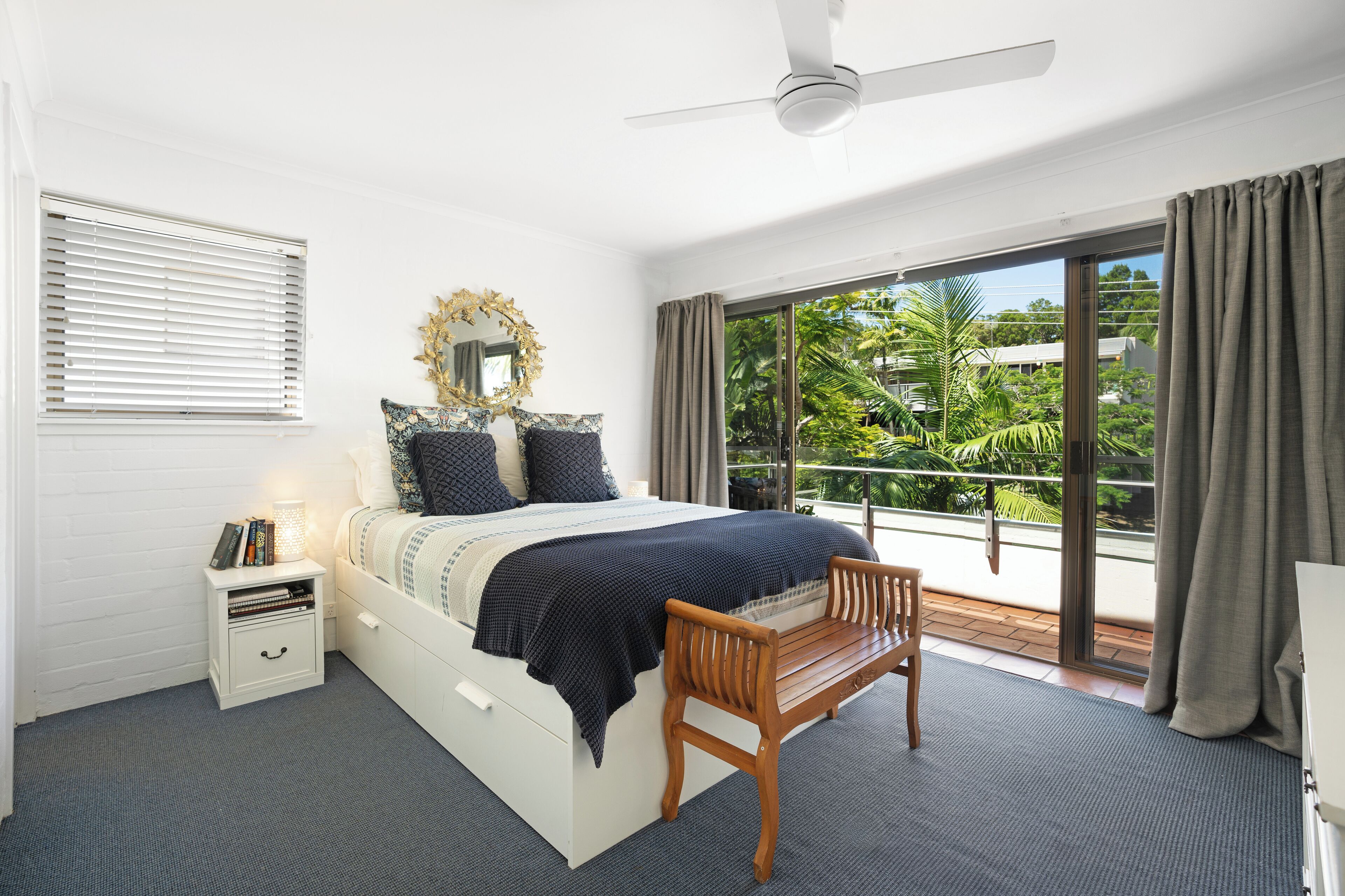 Deluxe Apartment | Individually decorated, individually furnished, desk, laptop workspace