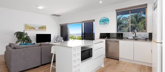 Noosa International Resort