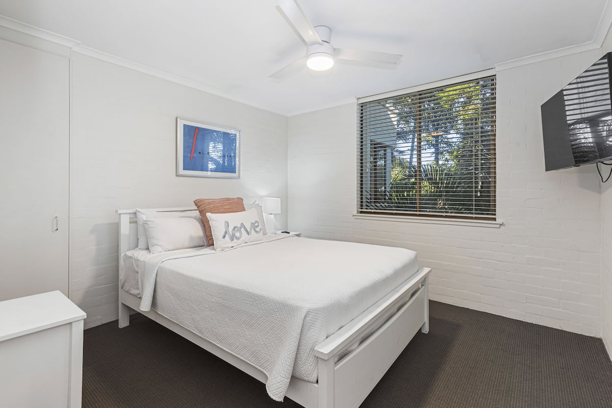 Appartement Standard, 1 chambre | Fer et planche à repasser, draps fournis