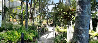 Noosa International Resort