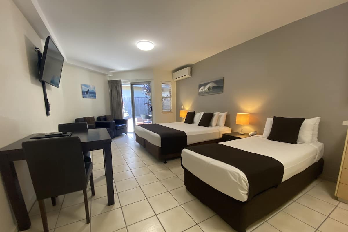 Strykjärn/strykbräda, gratis wi-fi och sängkläder