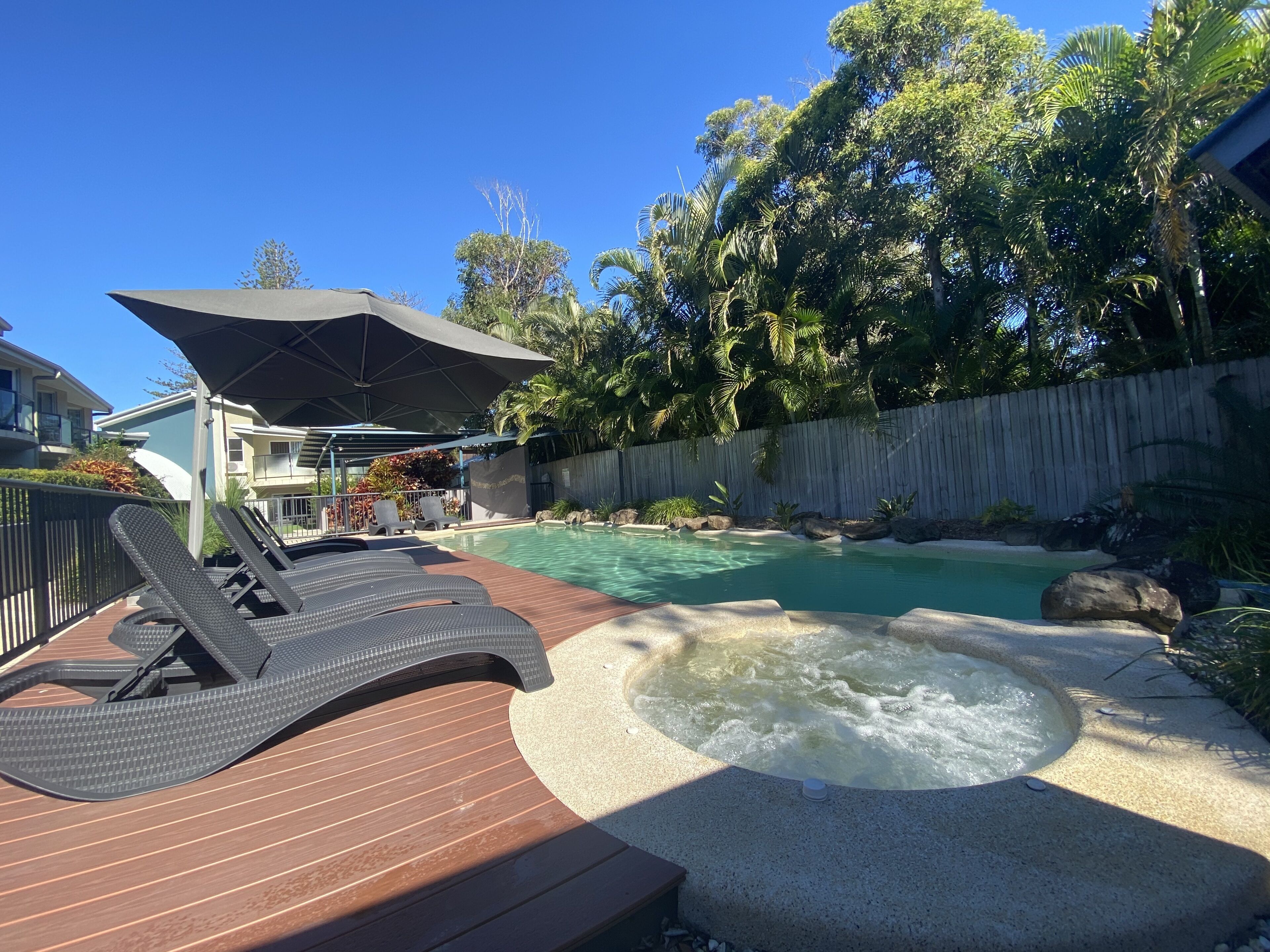 Bain à remous extérieur