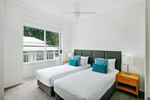 2 Bedroom Superior Apartment | In-room safe, WiFi, bed sheets