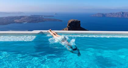 Astra Suites