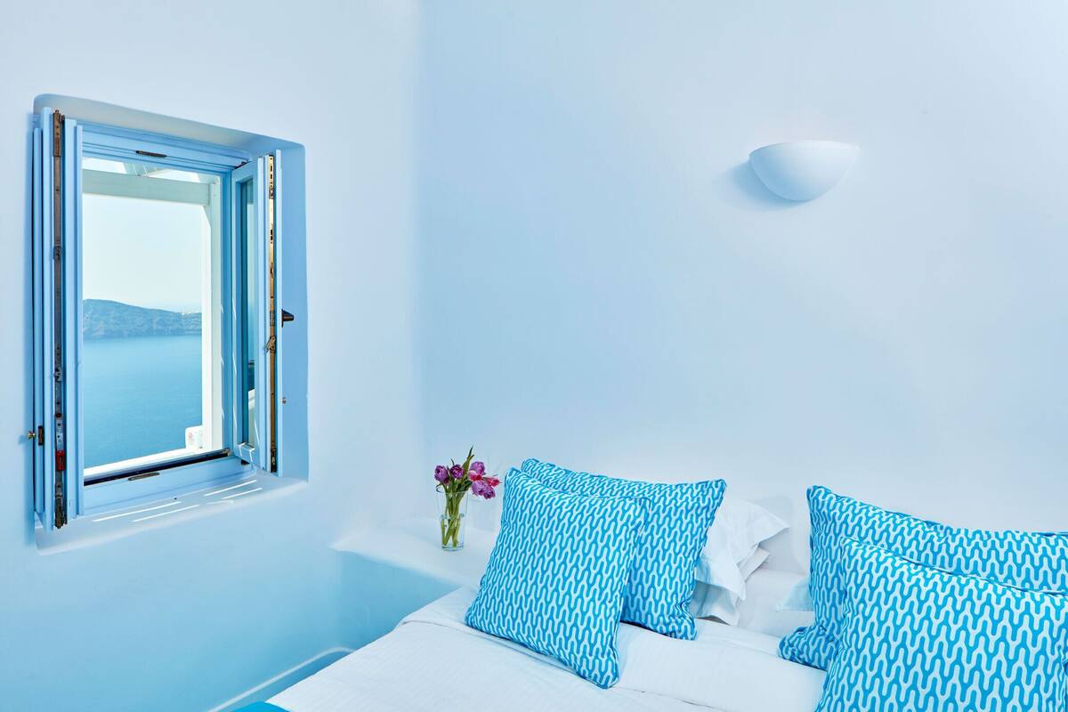 Minibar, in-room safe, soundproofing, iron/ironing board (on request)