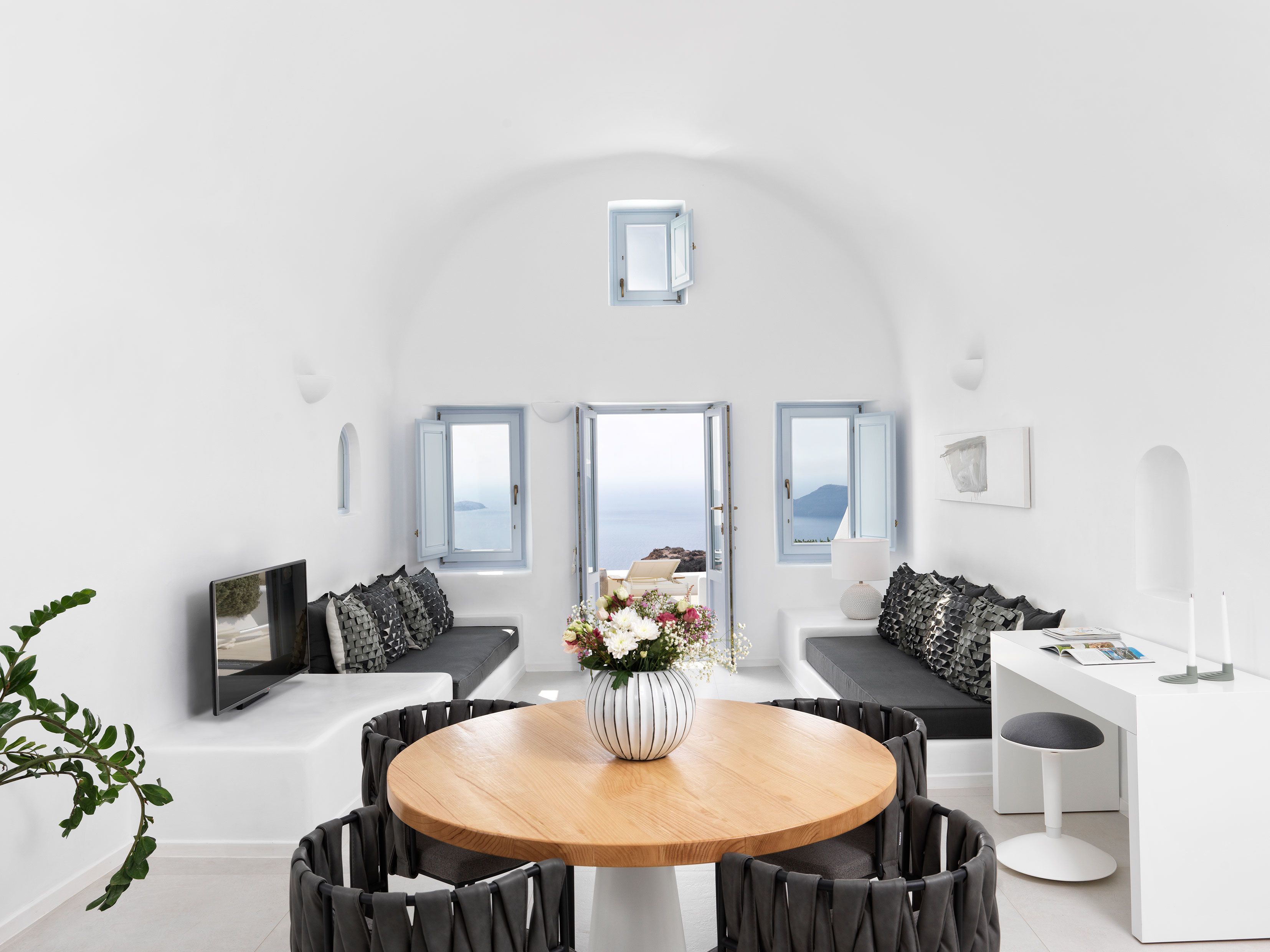 Suite Premier | Minibar, caja de seguridad en la habitación y insonorización 