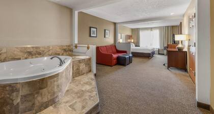 Comfort Suites Airport