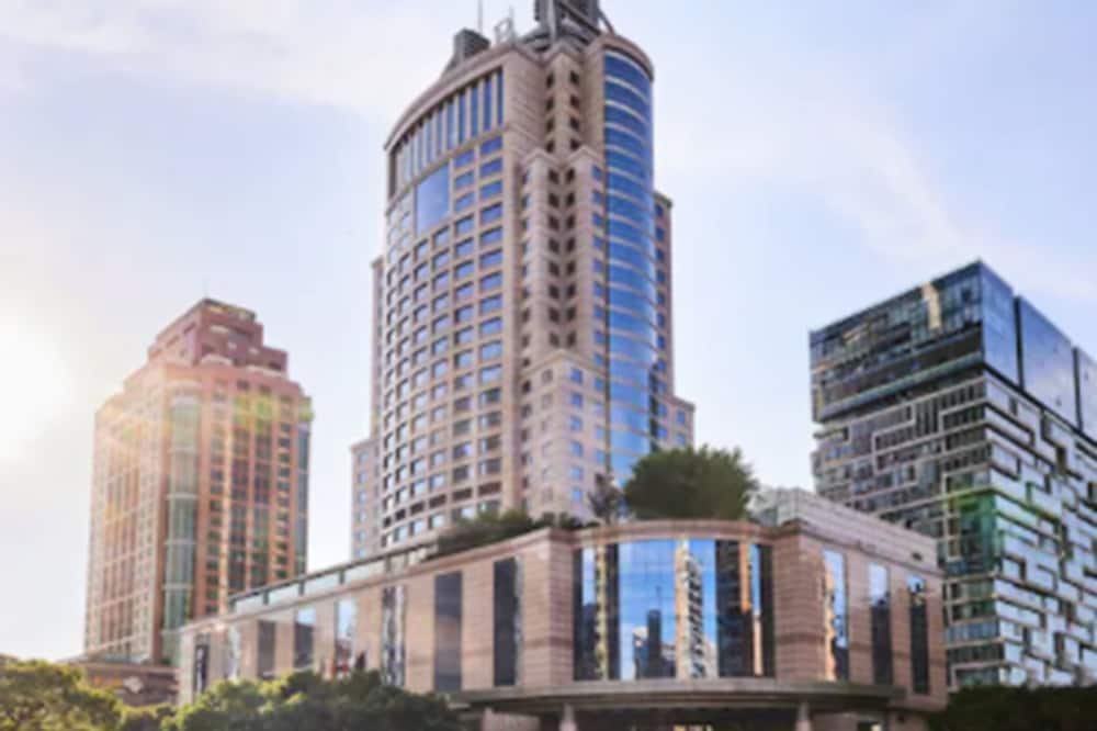 Renaissance Shanghai Pudong Hotel
